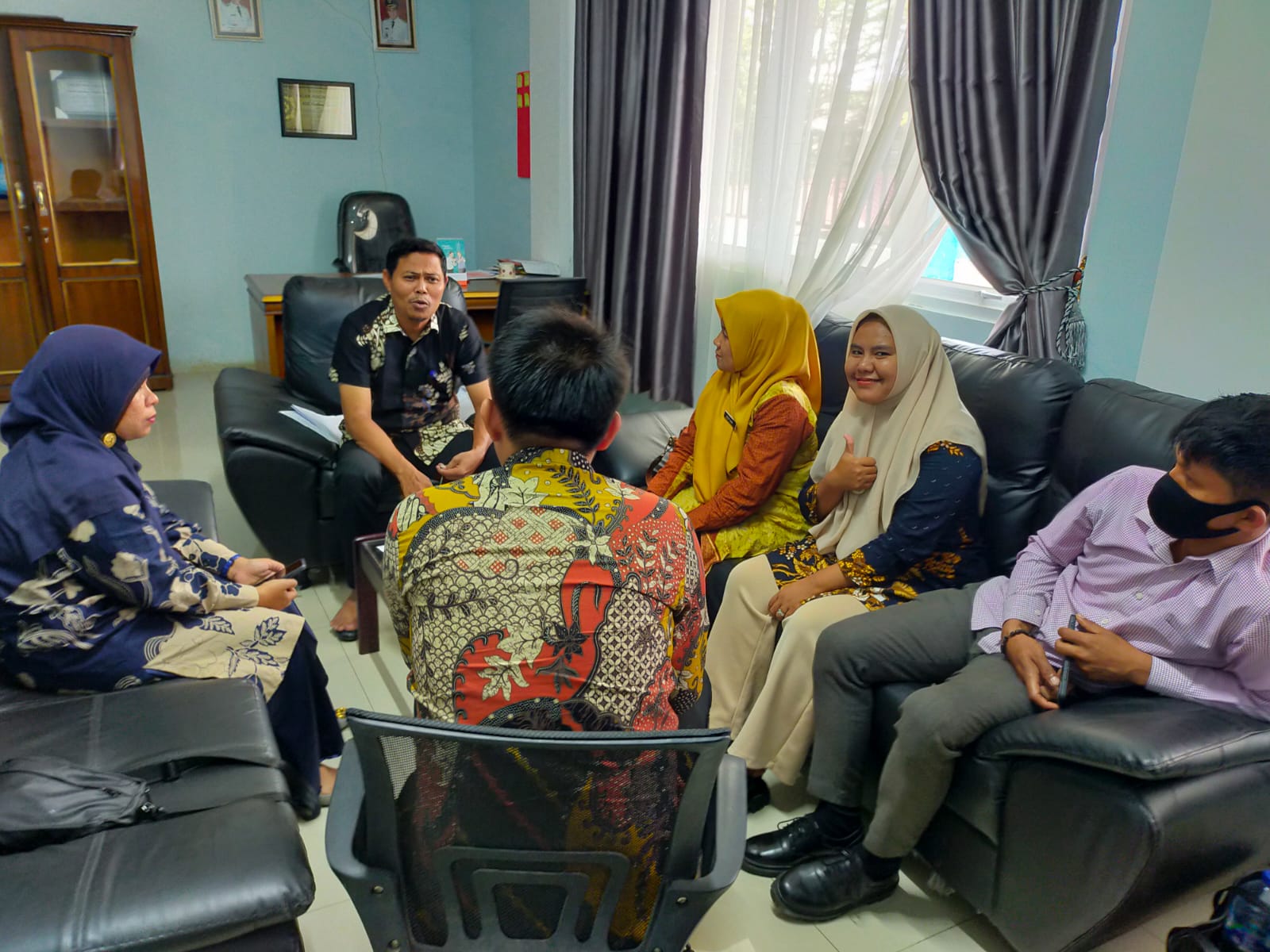 Rapat Direktur RSUD Tapan  Bersama Kepala Ruangan Apoteker dan  KA Instalasi Obat Bererta Tim dan St